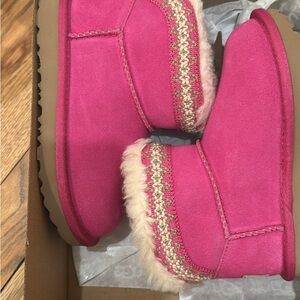 UGG Tan Rubber Sole Casual Boot